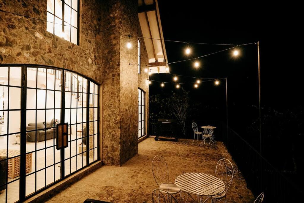 Villa The Old Country Stone House Cebú Exterior foto